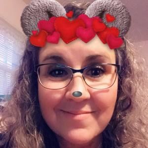 Meet your Posher, Brenda